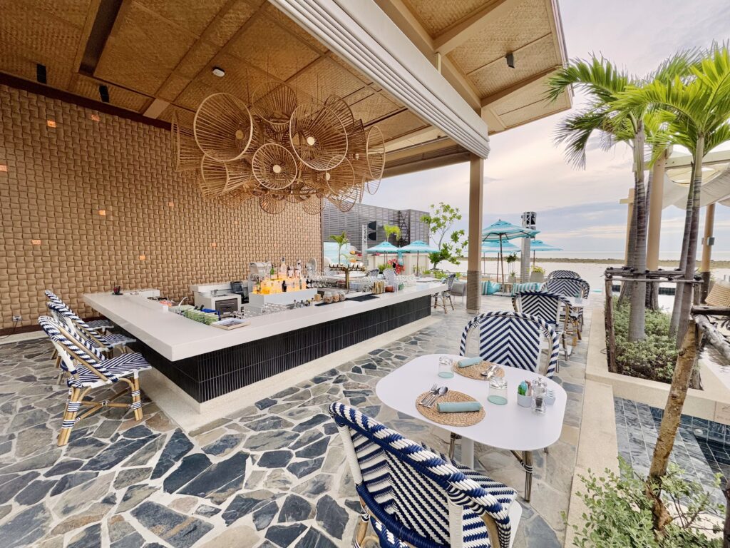 マラスカサムイ ビーチクラブ「CABANAS(カバナス)」