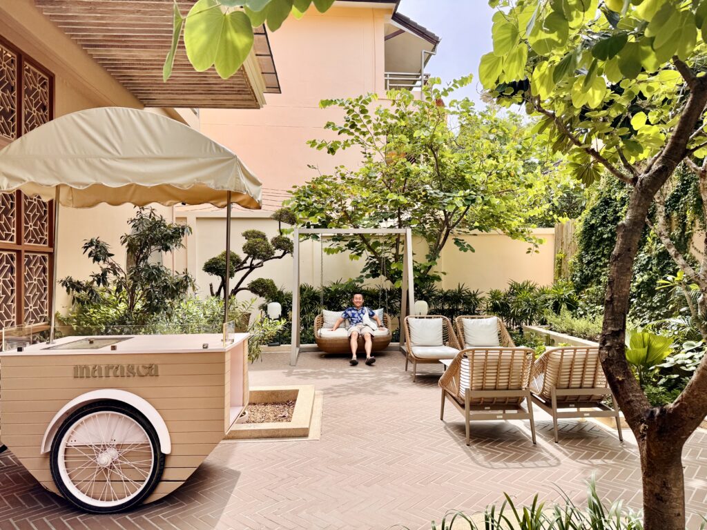 サムイ島 マラスカサムイ(SLH)館内にて