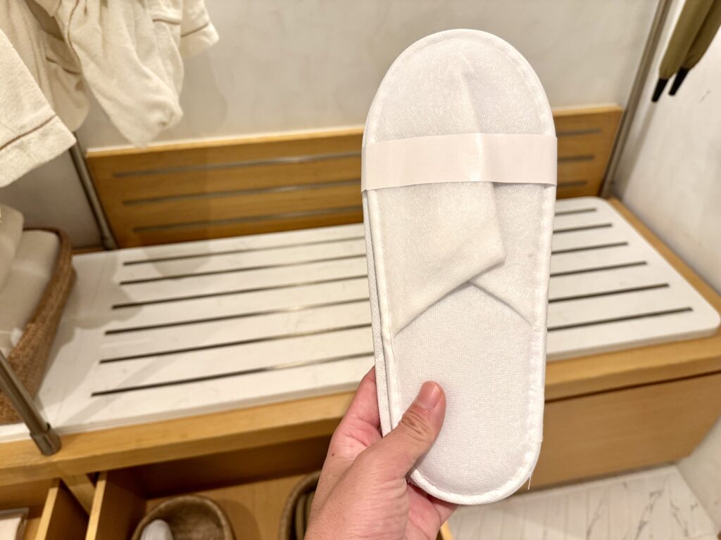 マラスカサムイのスリッパ