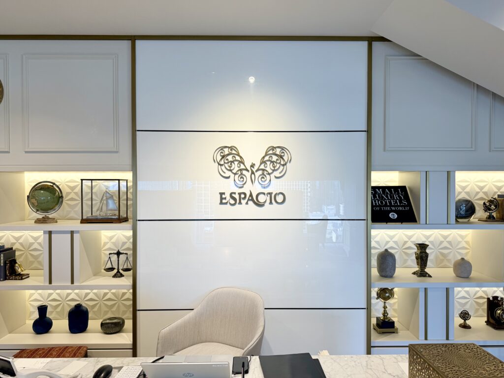 名古屋観光ホテル エスパシオラウンジのエントランス