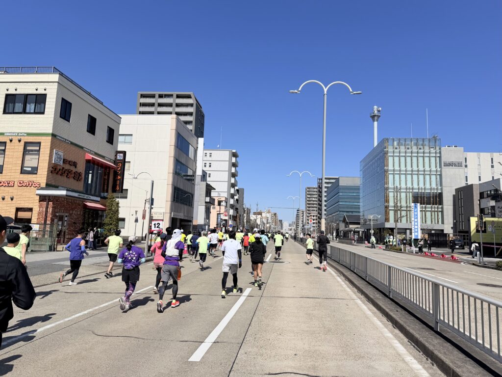 名古屋シティマラソン 12km地点