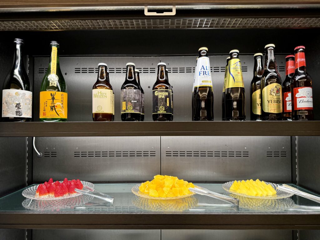 名古屋観光ホテル エスパシオラウンジ ご当地ビールとフルーツ