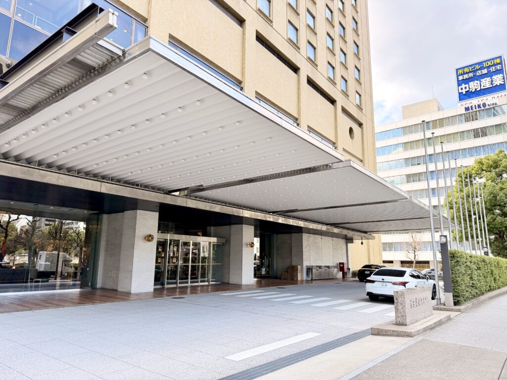 名古屋シティマラソン滞在先 名古屋観光ホテル エスパシオ 外観