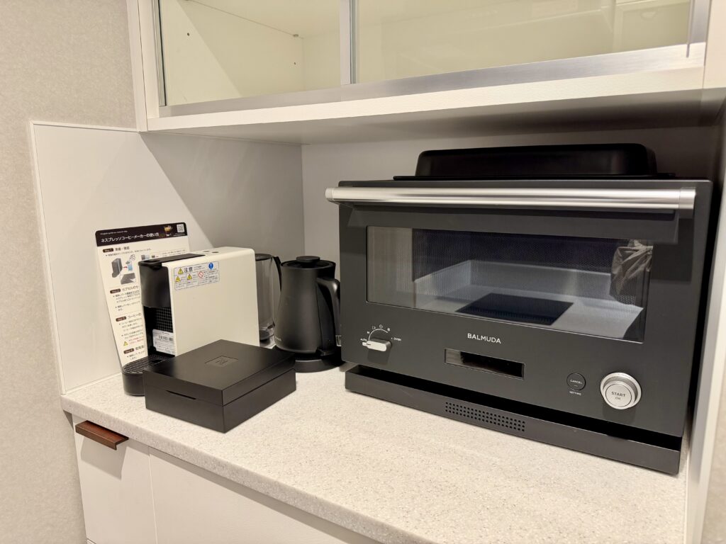 名古屋観光ホテル エスパシオ(SLH)客室 キッチンの家電製品