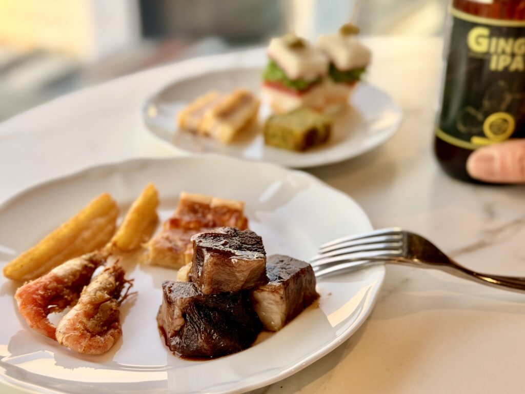 名古屋観光ホテル エスパシオのイブニングライトミールで食べたお肉