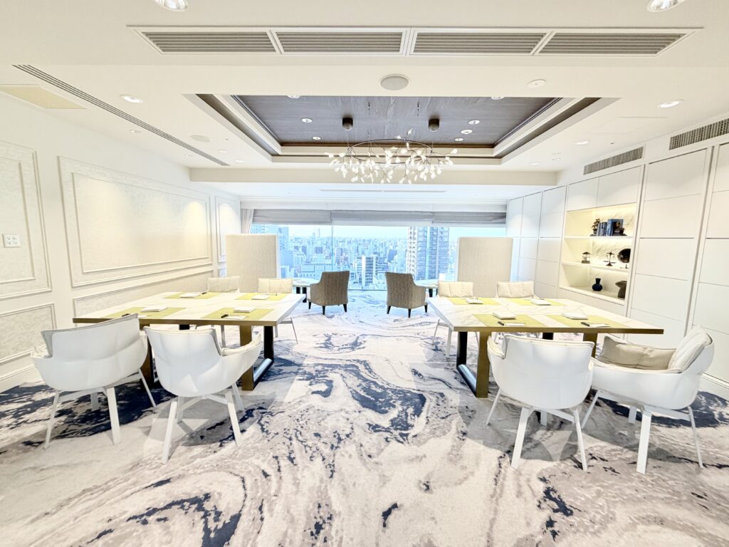 名古屋観光ホテル エスパシオラウンジの様子