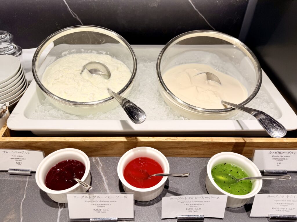 名古屋観光ホテル エスパシオラウンジ 朝食 ヨーグルトとトッピング