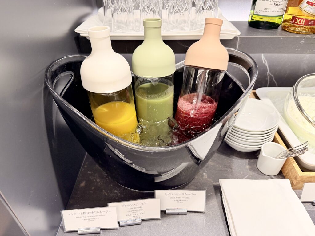 名古屋観光ホテル エスパシオラウンジ 朝食 各種スムージー