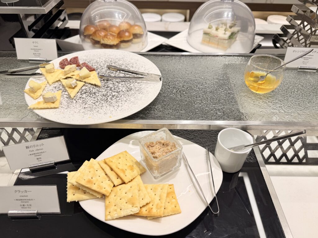 名古屋観光ホテル エスパシオラウンジ ナイトキャップの乾きもの