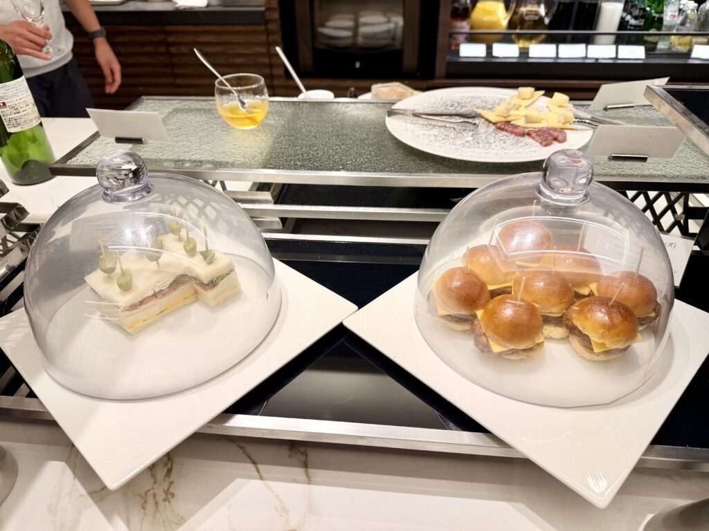 名古屋観光ホテル エスパシオラウンジ ナイトキャップの軽食