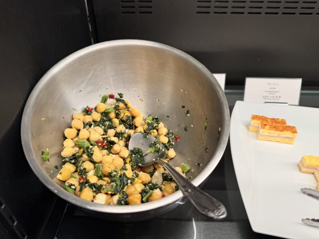 名古屋観光ホテル エスパシオラウンジ ナイトキャップのサラダコーナー