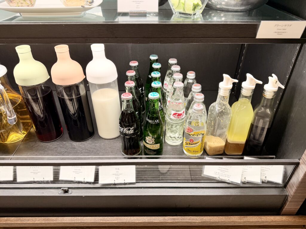 名古屋観光ホテル エスパシオラウンジ イブニングライトミールのドレッシング