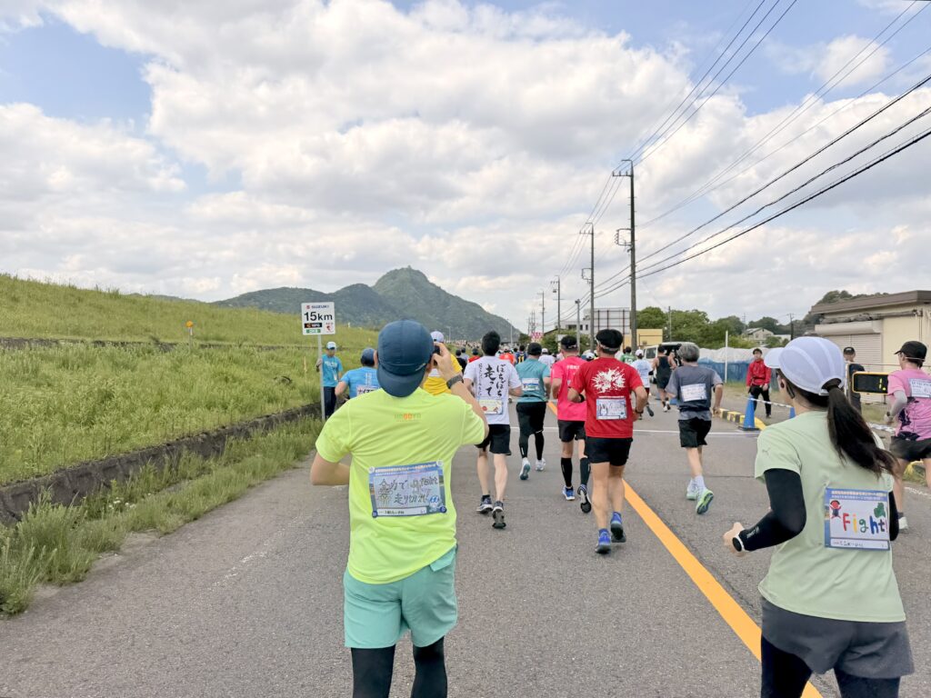 ぎふ清流ハーフマラソン 15km通過