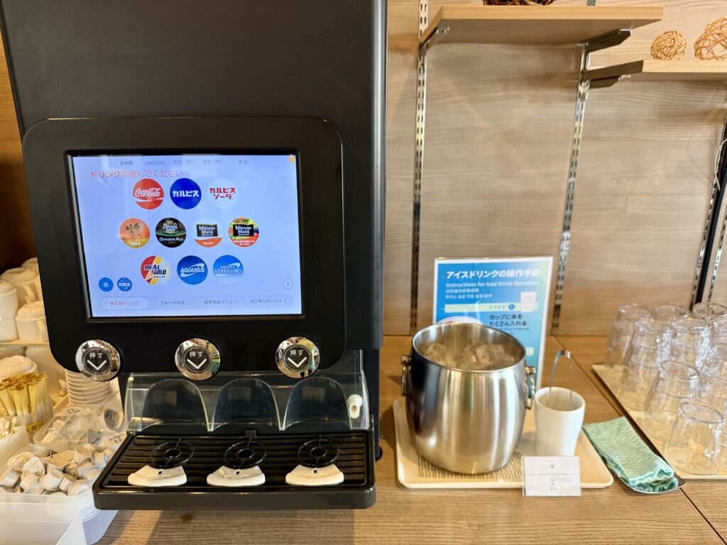 ドーミーイン岐阜駅前 朝食 ソフトドリンクの機械