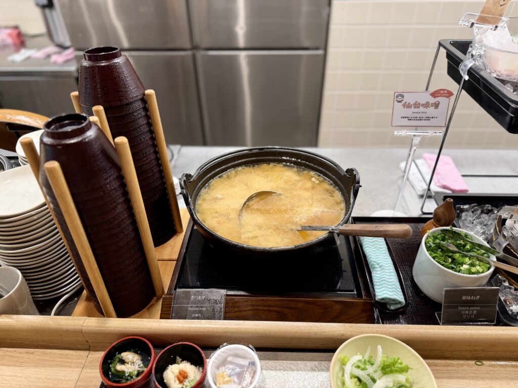 御宿野乃仙台 朝食 味噌汁