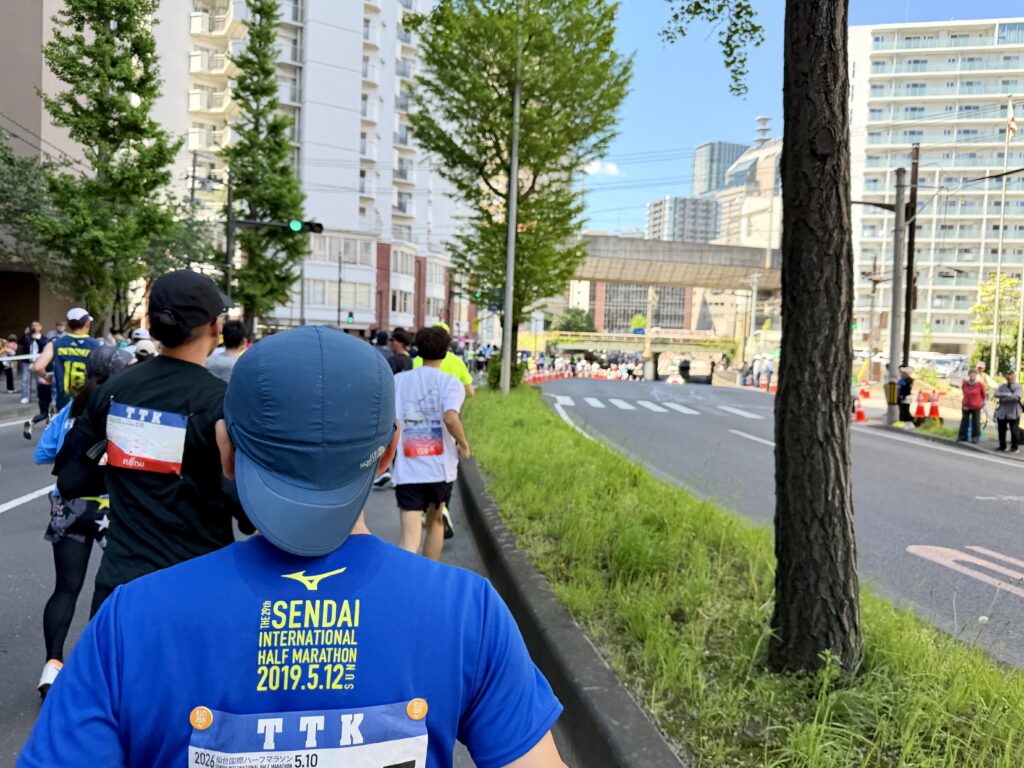 仙台国際ハーフマラソン 高架橋が見えてきた
