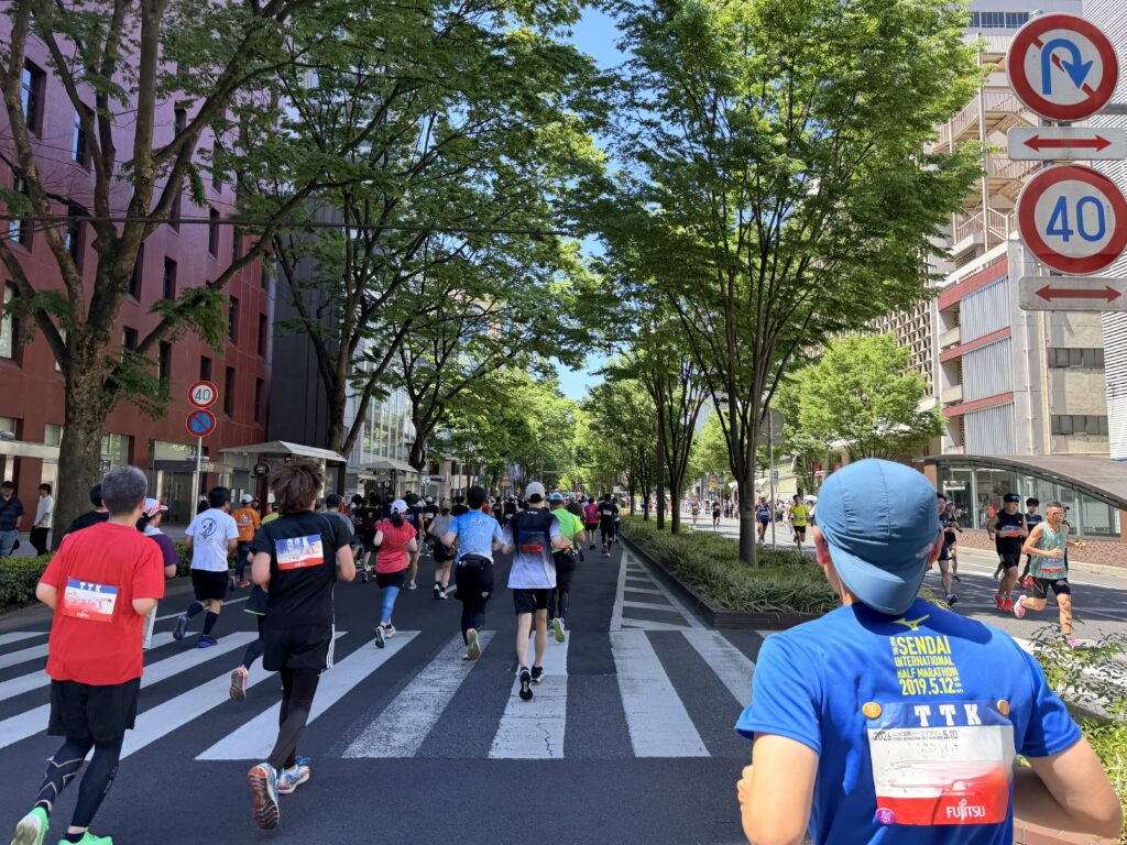 仙台国際ハーフマラソン 新緑の青葉通り