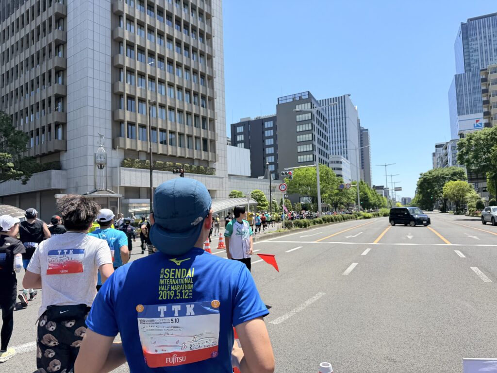 仙台国際ハーフマラソン 青葉通りから国道286号線へ