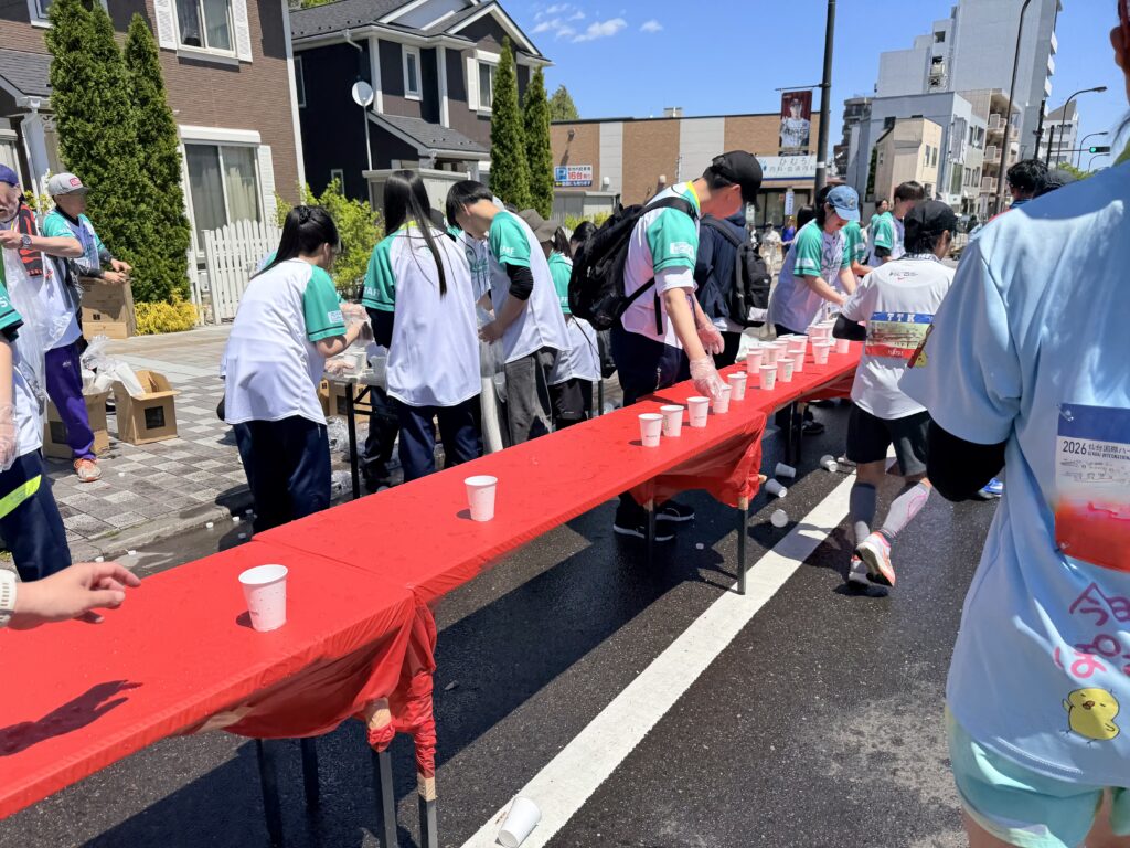 仙台国際ハーフマラソン 18.7kmの給水エイド