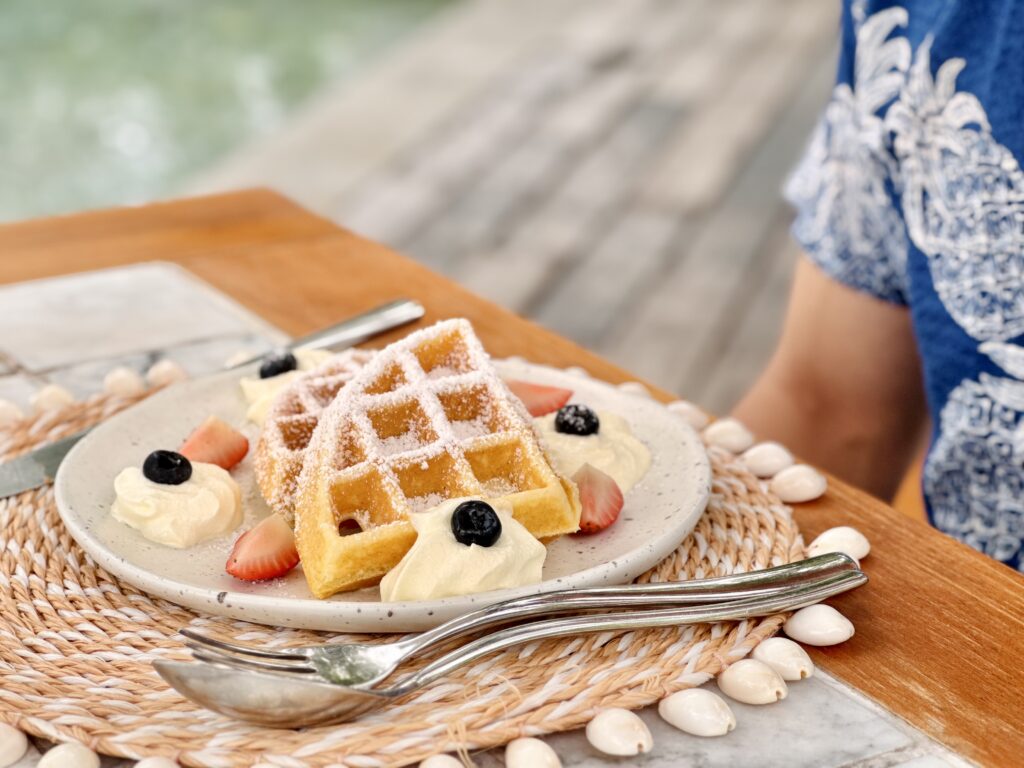 ケープファーンホテル 朝食で食べたワッフルケーキ