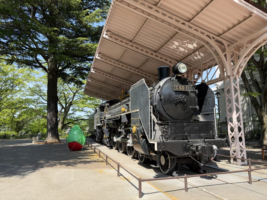 西公園にあるSL