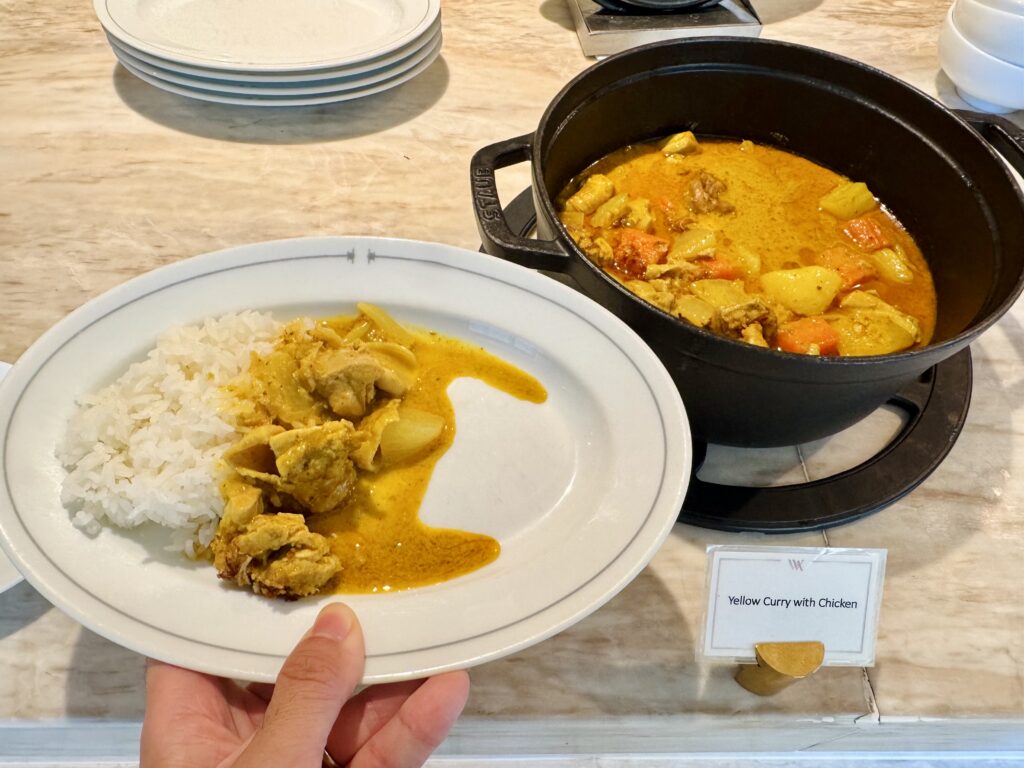 ウォルドーフアストリアバンコク イエローカレー