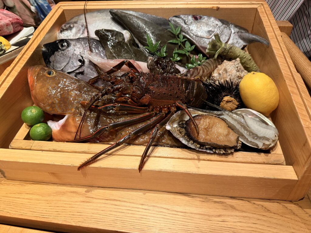ガンツウ_夕食ダイニング_瀬戸内の食材-魚介類②
