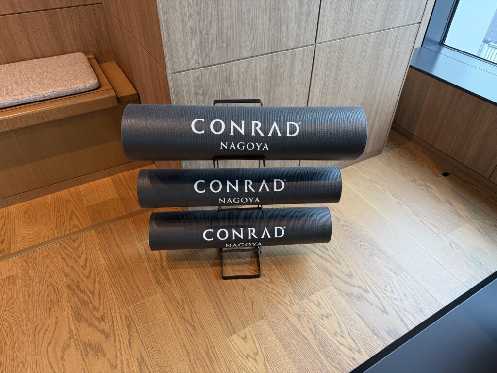 コンラッド名古屋_フィットネスセンター_コンラッド名古屋ヨガマット