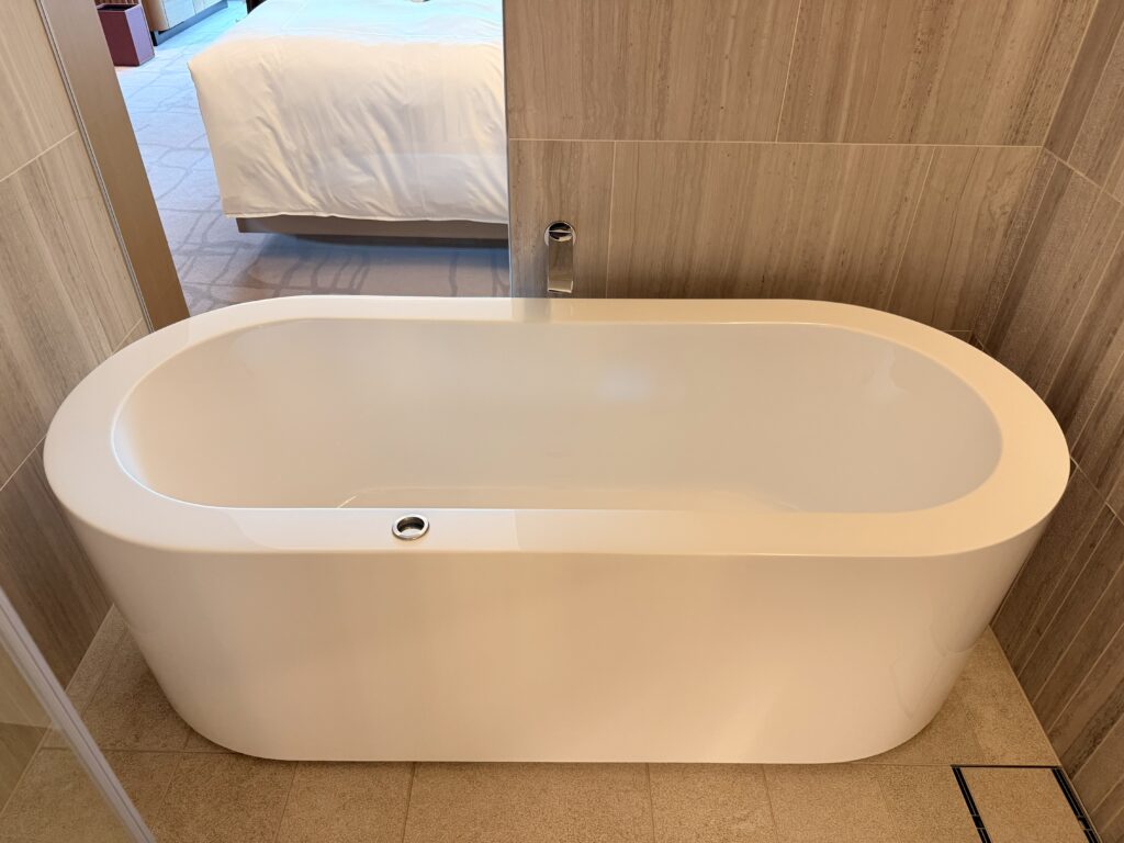 コンラッド名古屋_客室_バスタブ