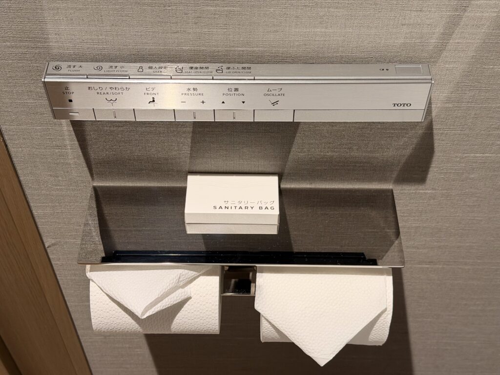 コンラッド名古屋_客室_トイレの操作盤